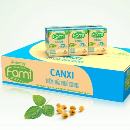 Thùng sữa đậu nành Fami canxi (36 hộp * 200 ml)