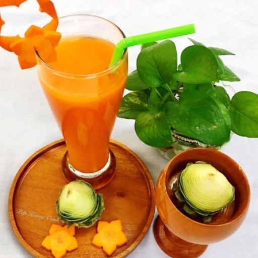 Nước Ép Thơm và Cà Rốt
